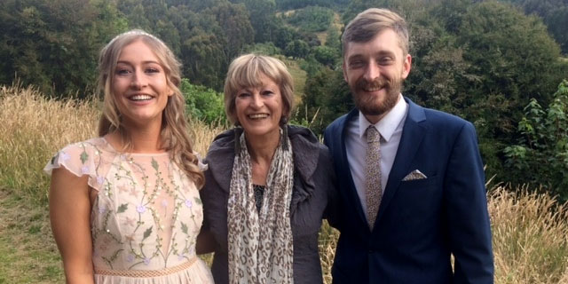 Annette Farquhar Celebrant